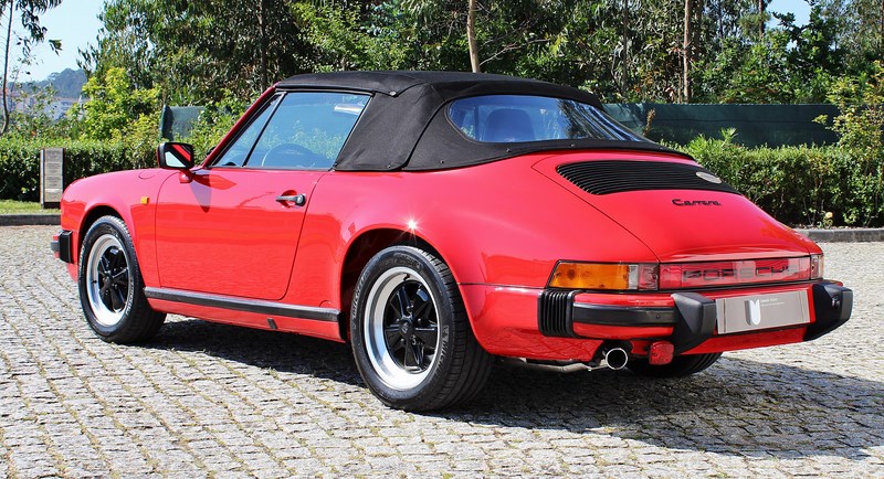 1986 Porsche 911 Carrera 3.2 Cabriolet